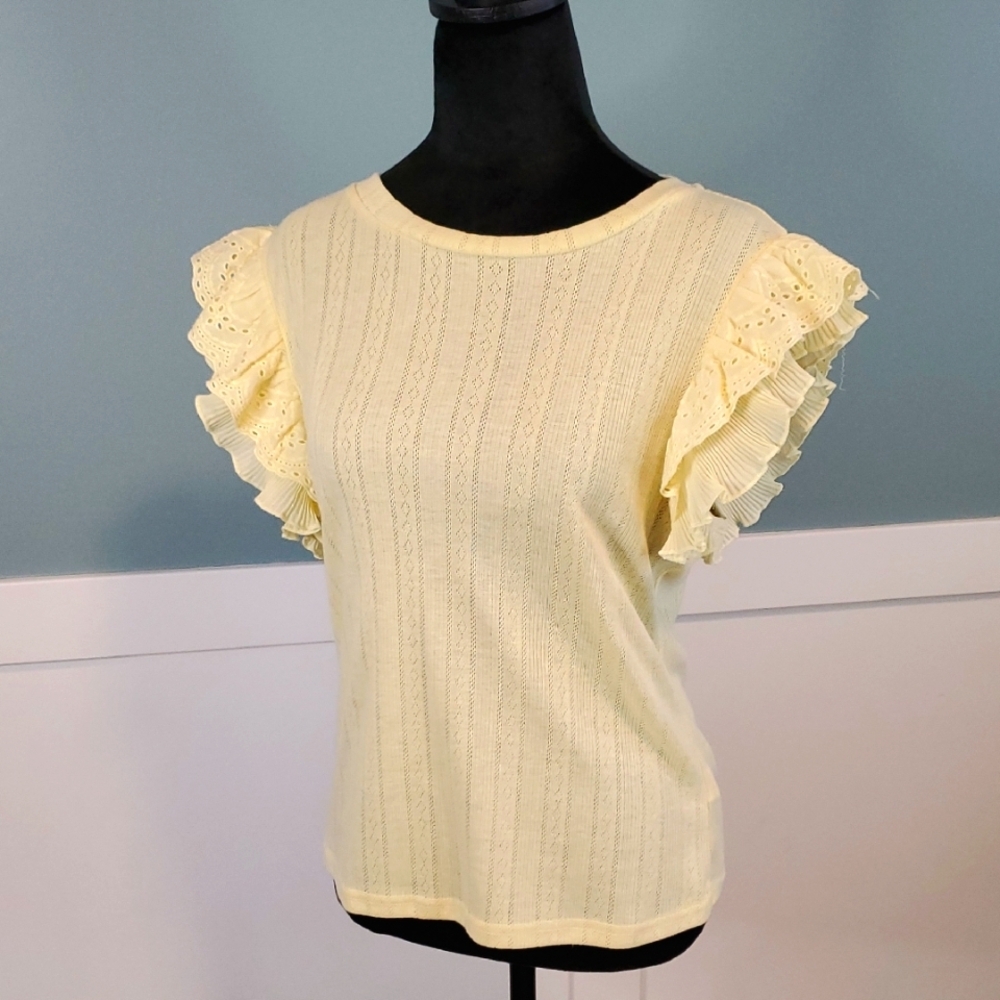 Hem and Thread Pointelle Ruffle Top L - Picture 2 of 11